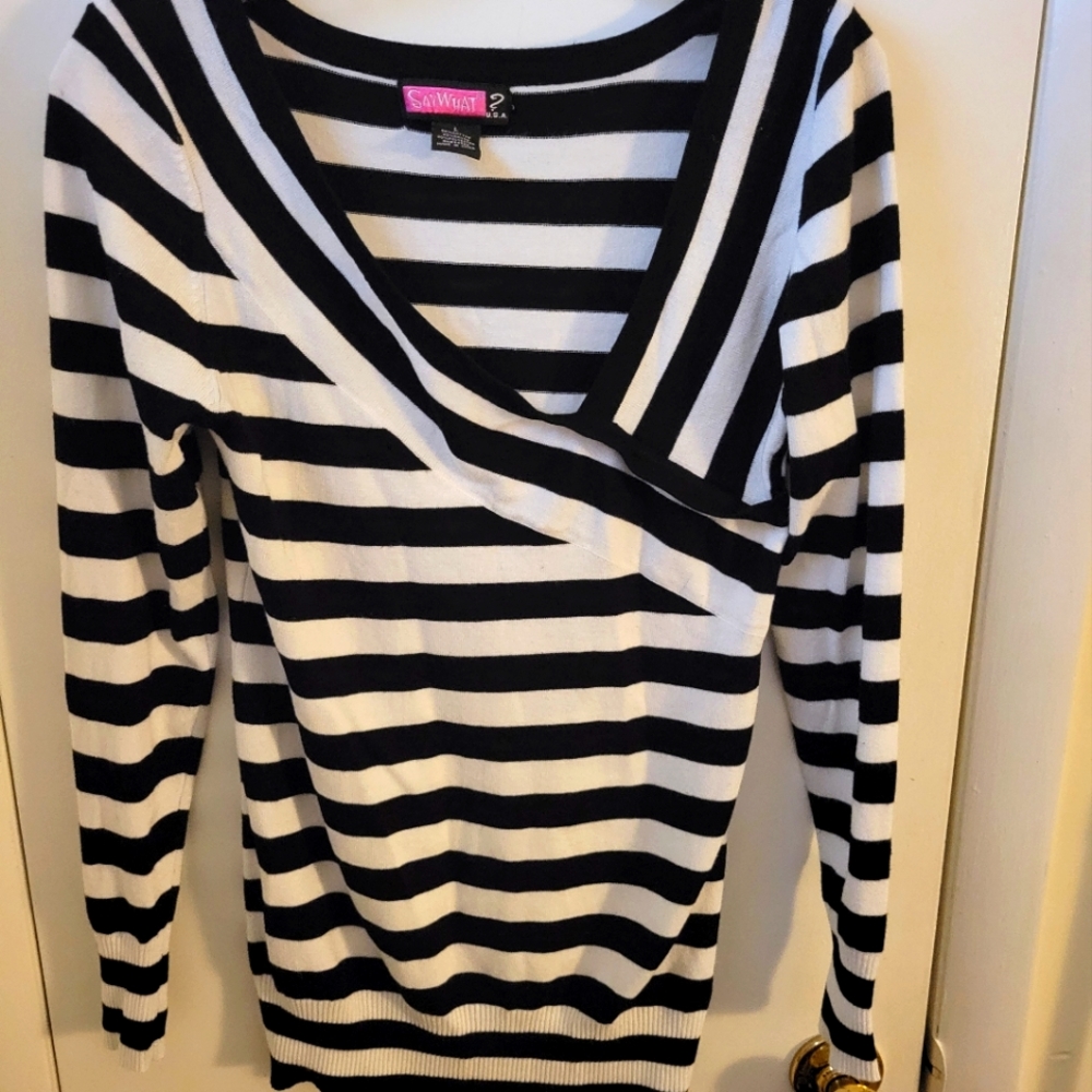 Size L Striped Sweater